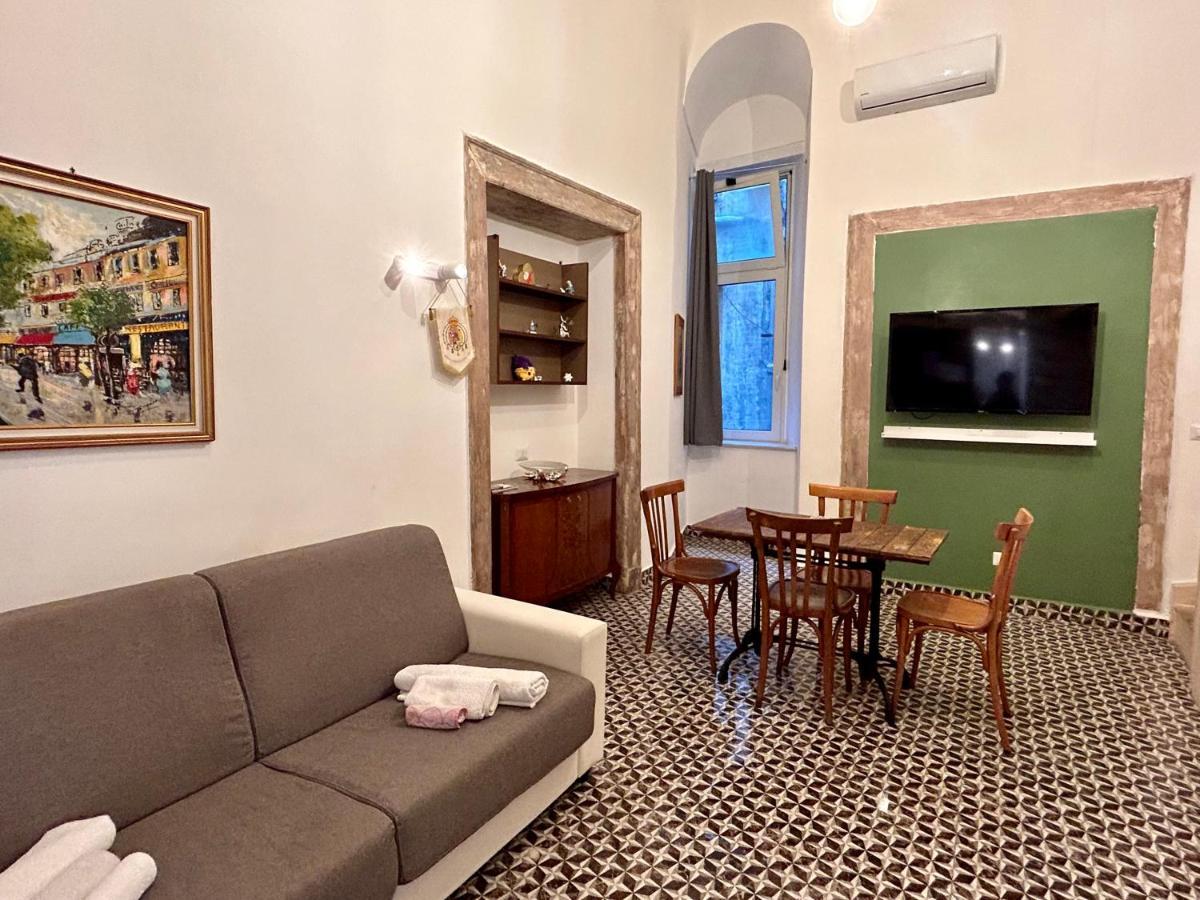 Tribunali Apartments ナポリ エクステリア 写真