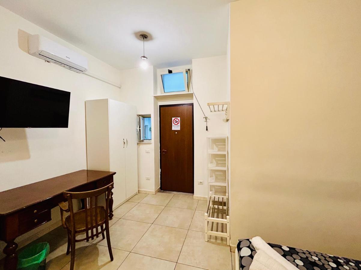 Tribunali Apartments ナポリ エクステリア 写真