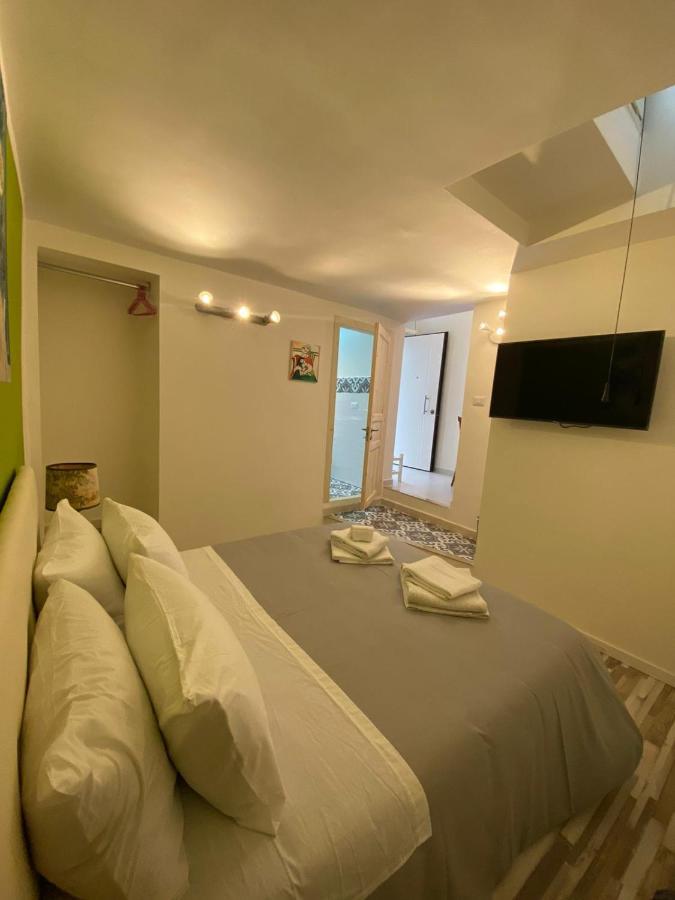 Tribunali Apartments ナポリ エクステリア 写真